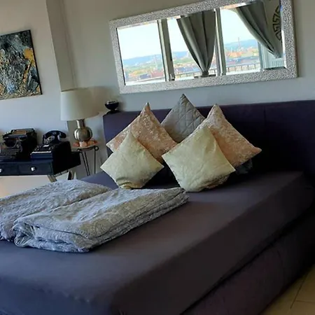Suite-xxi View Hotelturm * Augsburgo