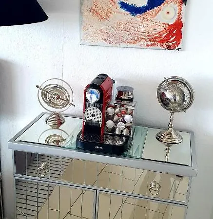 Suite-xxi View Hotelturm *