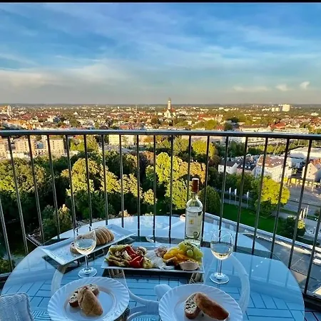Suite-xxi View Hotelturm