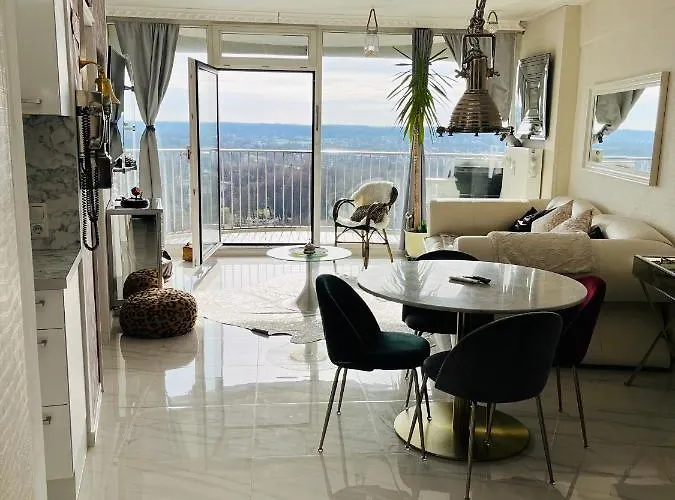 Suite-xxi View Hotelturm Apartment Augsburg