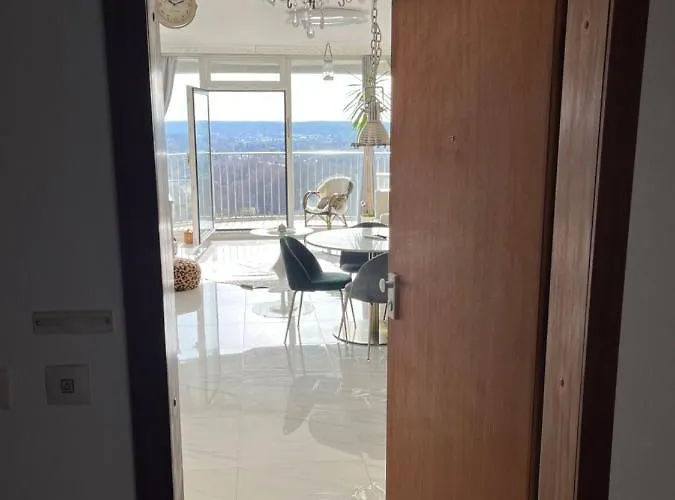 Apartment Suite-xxi View Hotelturm *