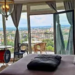 Apartment Suite-21 View Hotelturm Augsburg