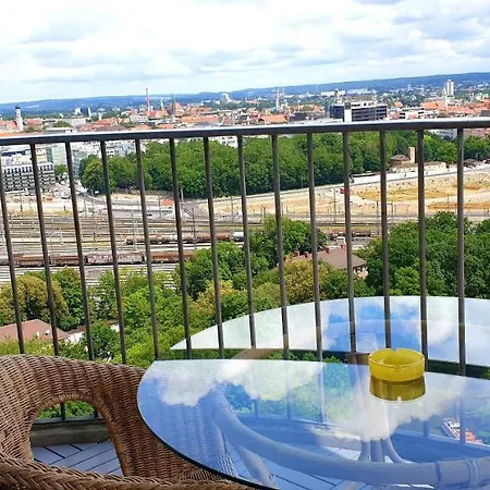 Suite-xxi View Hotelturm Апартаменти