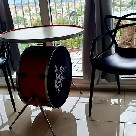 Suite-xxi View Hotelturm Апартаменти Аугсбург